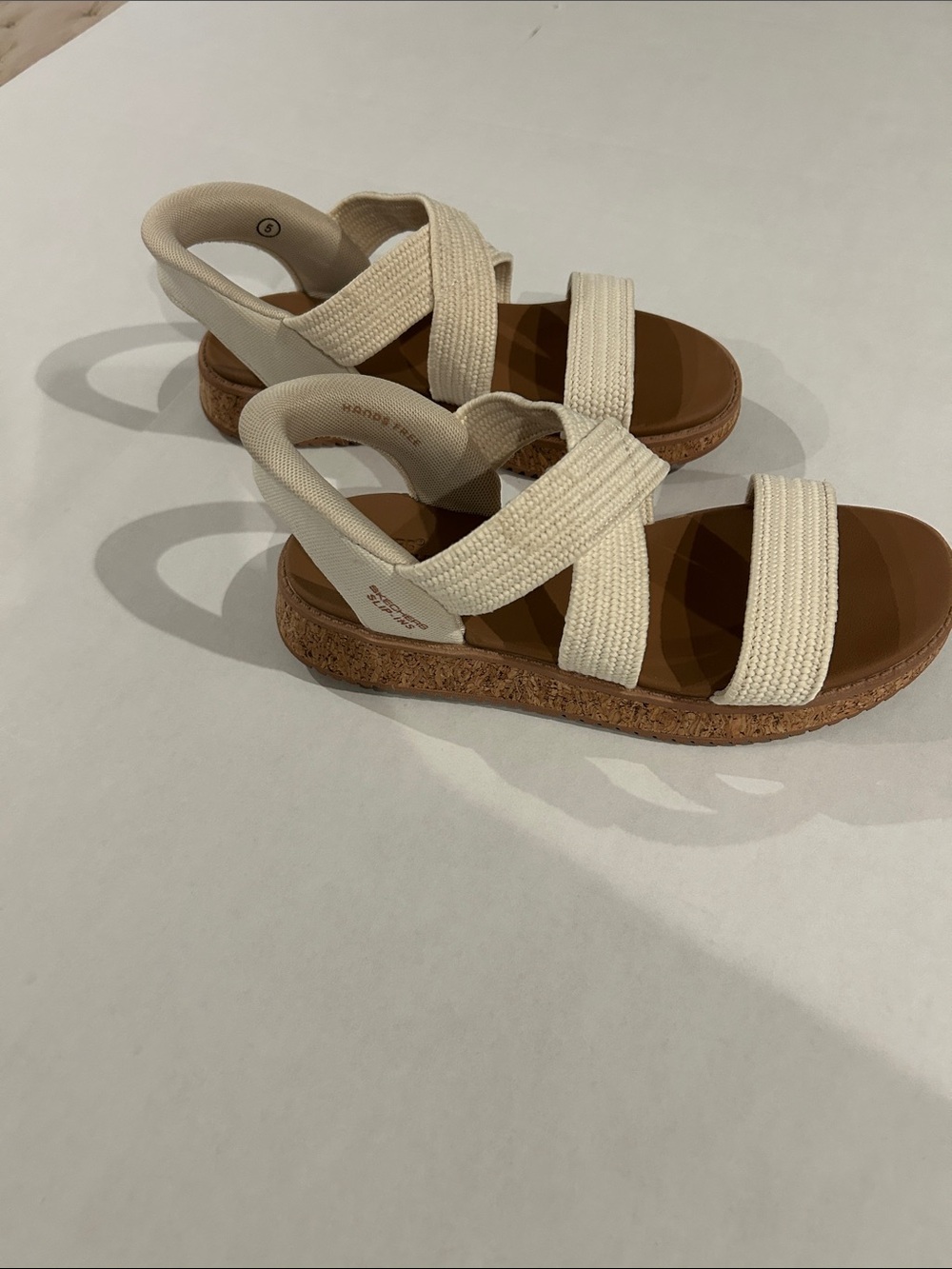 Skechers “Bobs” slip ins size 5 sandals off white cream color
